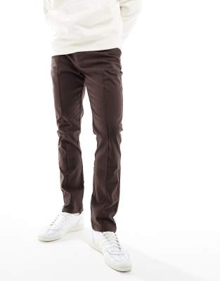 ASOS DESIGN slim chinos with pin tucks in brown - ASOS Price Checker
