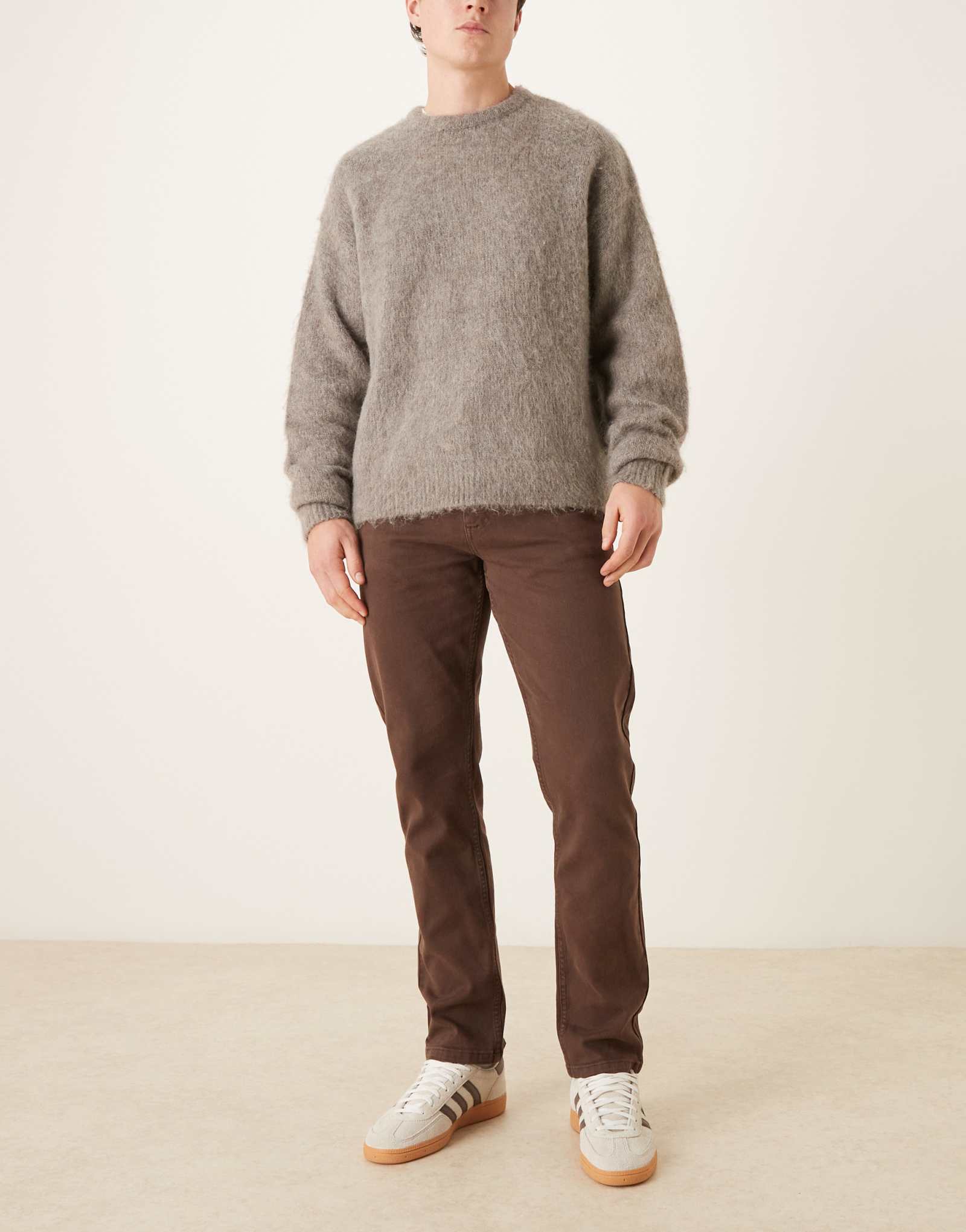 ДИЗАЙНЕРСКИЕ облегающие комфортные джинсы-стрейч ASOS коричневого цвета