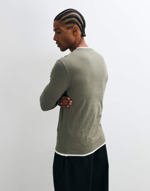 ASOS DESIGN Slim-Fit Langarm-T-Shirt mit doppelter Lage in Khaki und Weiß, 5 von 5