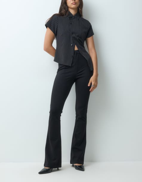 ASOS DESIGN slim flared broek in zwart - view 1