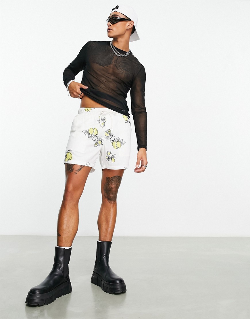 ASOS DESIGN slim linen shorts in shorter length with lemon print-Multi