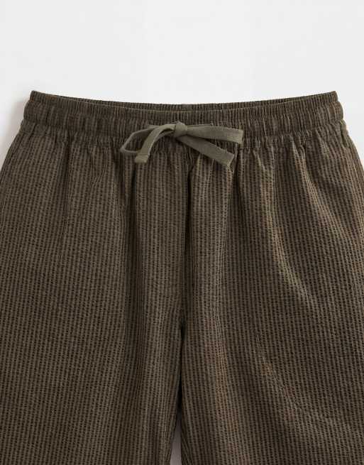 ASOS DESIGN slim mid length elasticated shorts in khaki stripe seersucker, 9 of 9