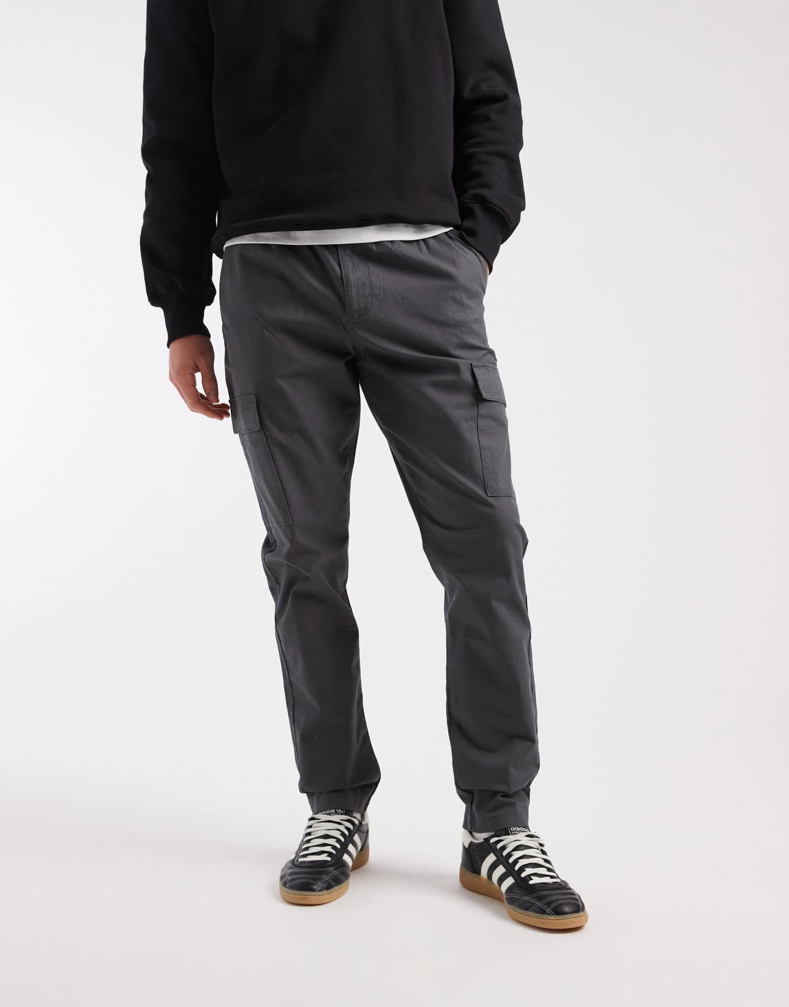 Облегающие брюки-карго ASOS DESIGN из темно-коричневого рипстопа