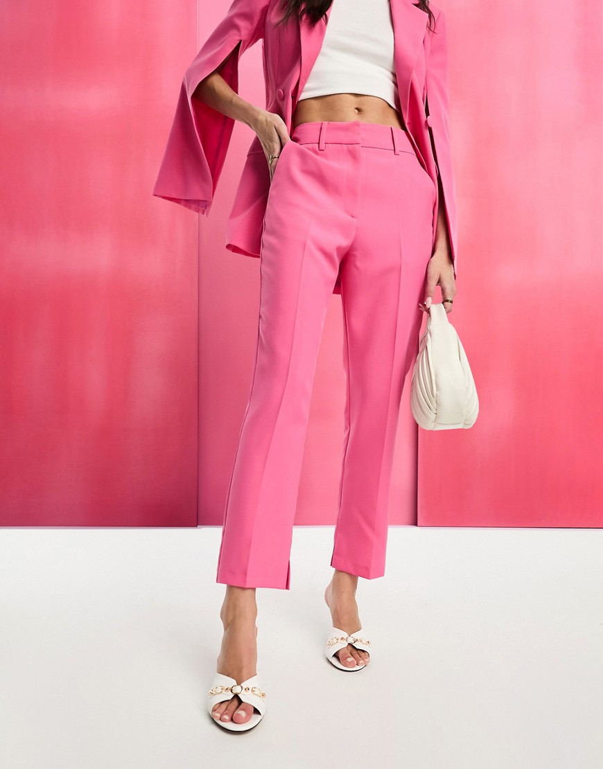 slim skim cigarette suit pants in pink
