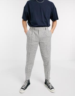 joggers with belt loops
