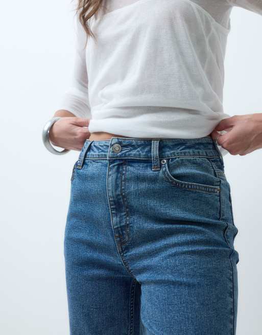 ASOS DESIGN slim straight leg jeans in mid wash blue, 2 of 5
