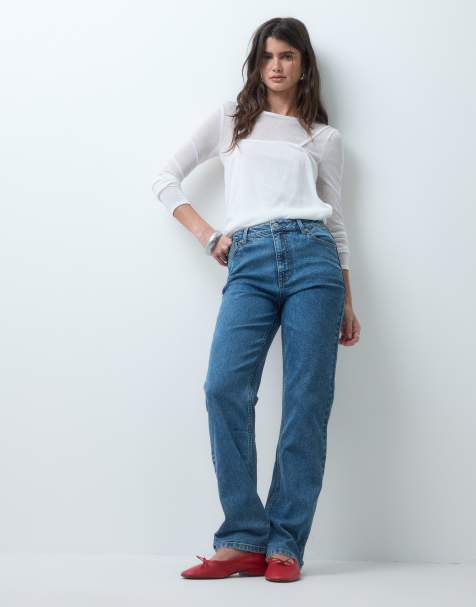 ASOS DESIGN slim straight leg jeans in middenblauw met wassing - view 1