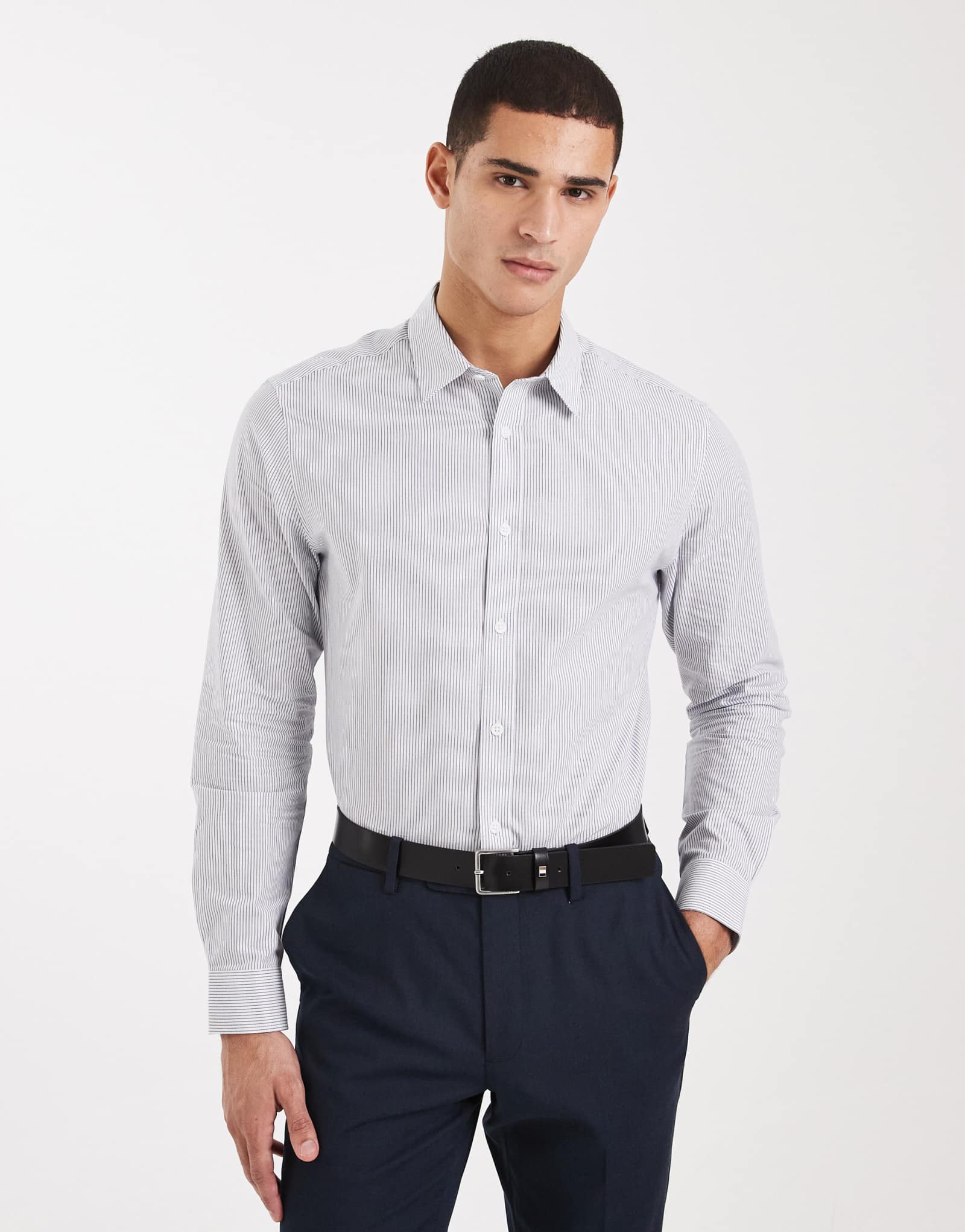 ДИЗАЙНЕРСКАЯ рубашка ASOS в тонкую полоску черного цвета