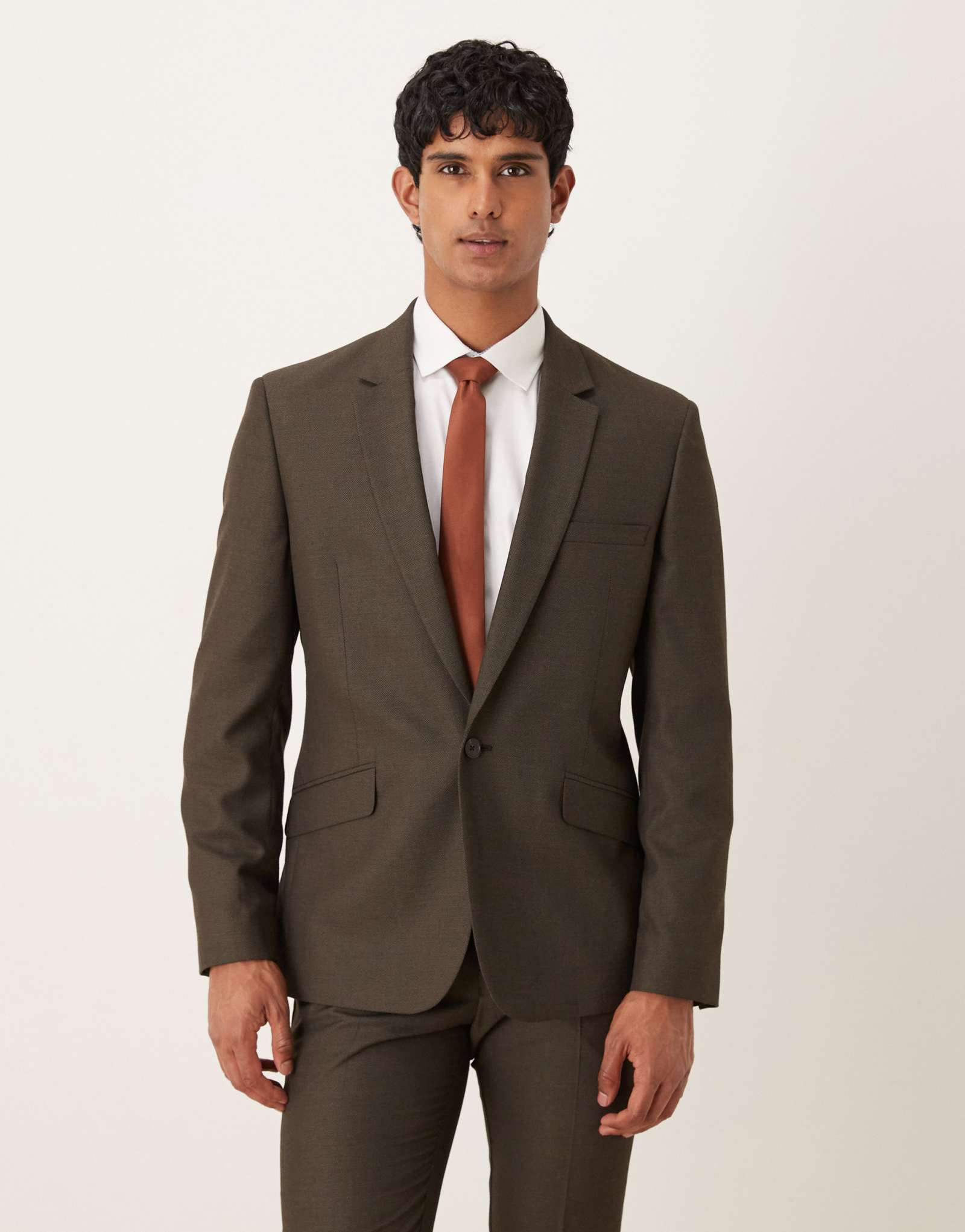 Приталенный пиджак от ASOS DESIGN из коричневой микротекстуры