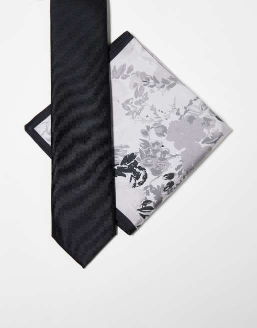 ASOS DESIGN slim tie in black and grey floral