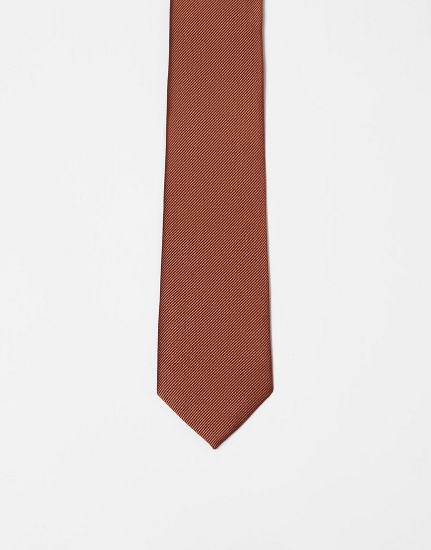 slim tie in brown