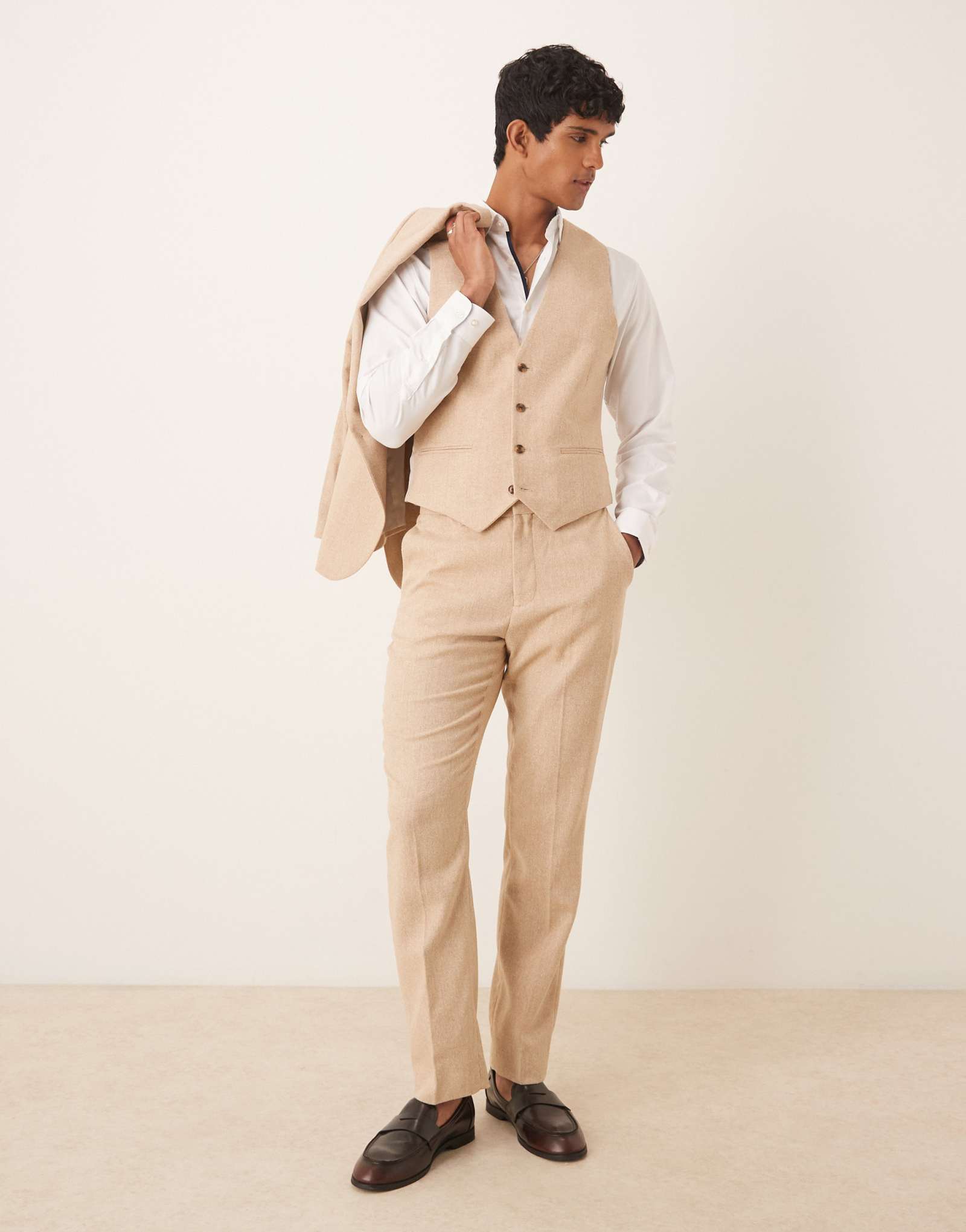 Дизайнерские узкие брюки для костюма из смеси шерсти ASOS верблюжьего цвета