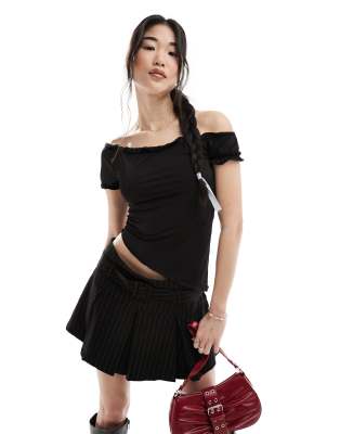 Slinky Black One Shoulder Top (M)