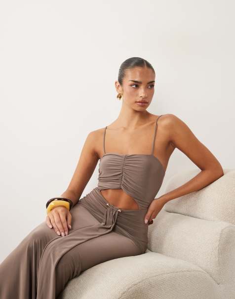 ASOS DESIGN slinky maxiklänning med rynkningar, utskärning och kantband i moonrock - view 1
