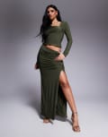[ASOS DESIGN] ASOS DESIGN slinky split front ruched maxi skirt in khaki (part of a set)-Green L Khaki