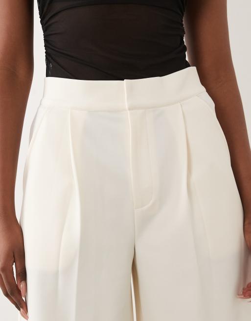 ASOS DESIGN slinky twill tailored bermuda short in cream, 4 of 5