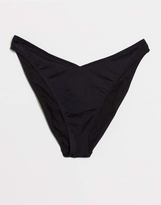 ASOS DESIGN - Slip bikini sgambato con taglio a V nero