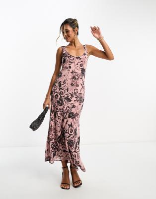 ASOS DESIGN - Slip Dress in Midilänge aus Satin in Rosa mit U-Ausschnitt und Blumenmuster-Bunt