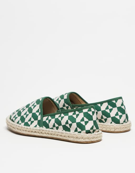 ASOS DESIGN slip on espadrilles in green geo print , 4 of 4