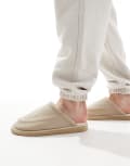 [ASOS DESIGN] ASOS DESIGN slippers in stone faux suede with chunky sole-Neutral 47 Stone