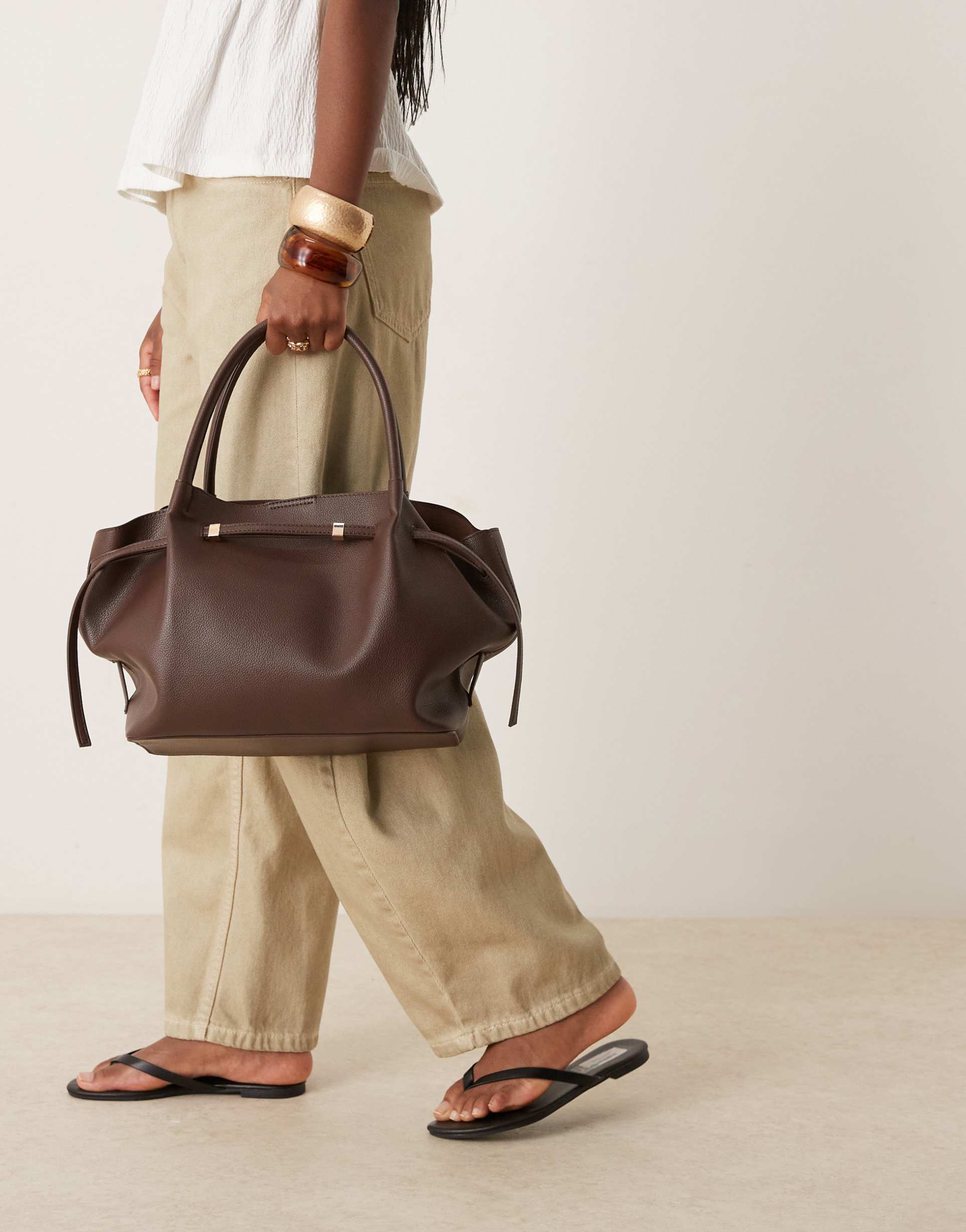asos design slouchy belted tote bag in chocolate
