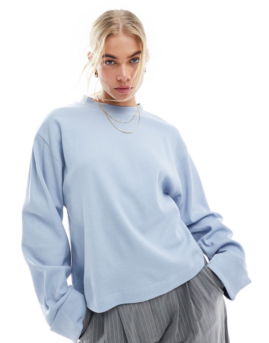 slouchy long sleeve t-shirt in mid blue