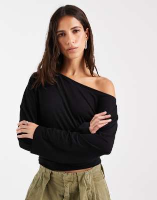 Off Shoulder 3