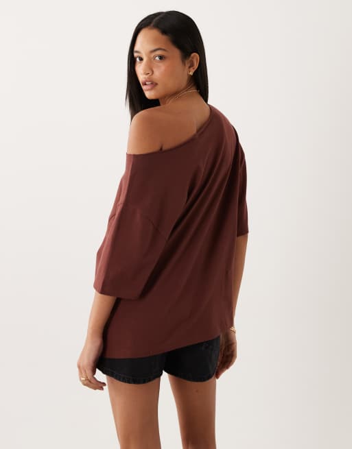 ASOS DESIGN slouchy off-shoulder oversized tee in chocolate, 4 of 4