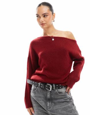 slouchy one shoulder sweater in burgundy-Red