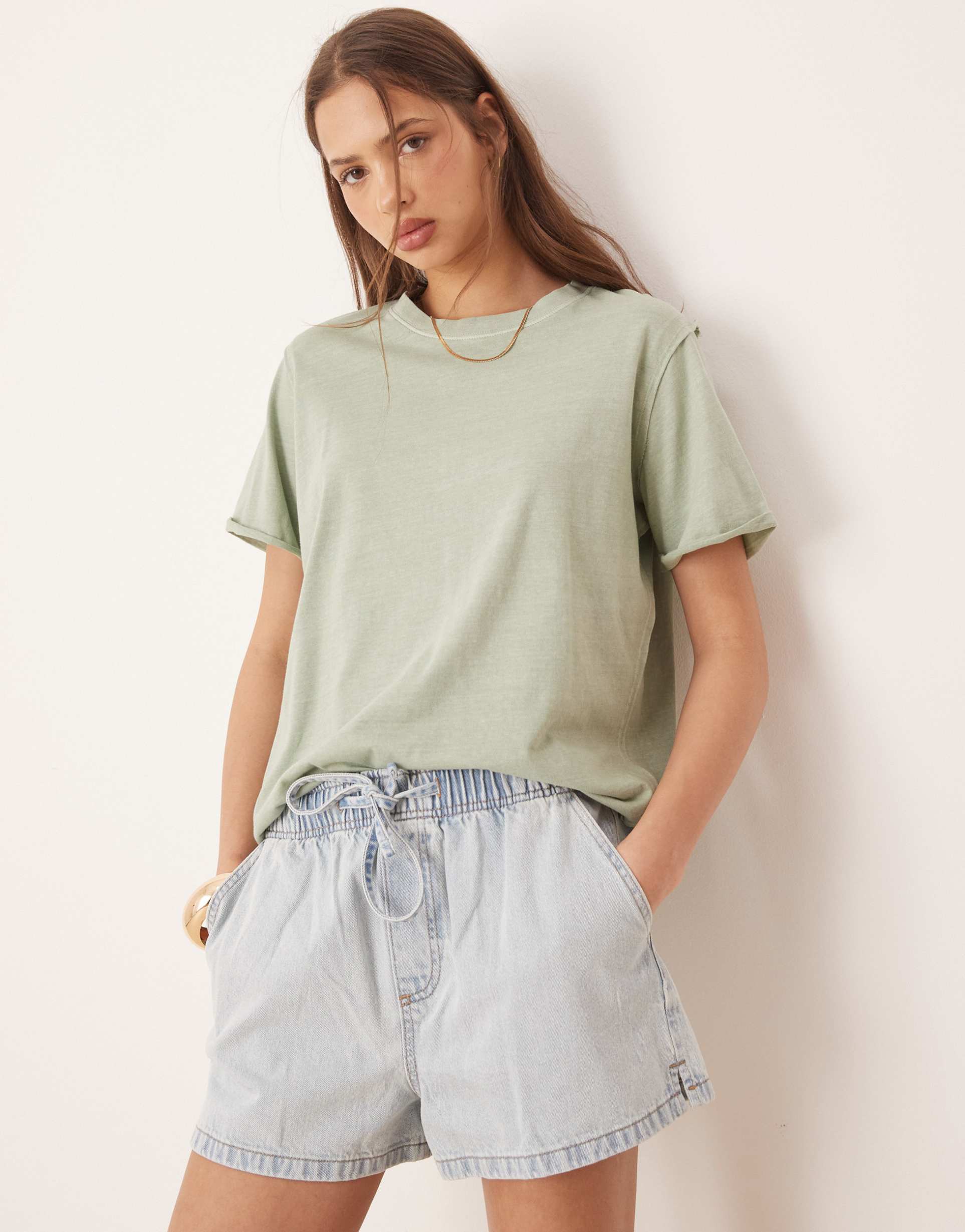 asos design slouchy raw edge regular fit washed t-shirt in washed green