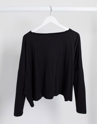 batwing top black