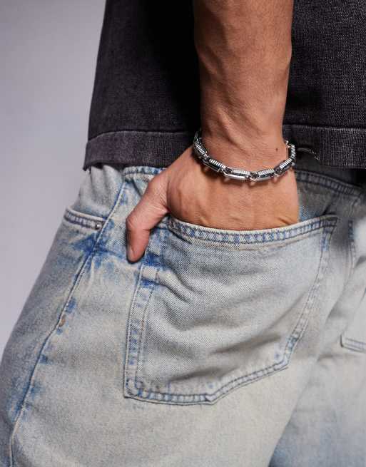 ASOS DESIGN - Sølvfarvet chunky armbånd med prægede detaljer i vandfast, rustfrit stål