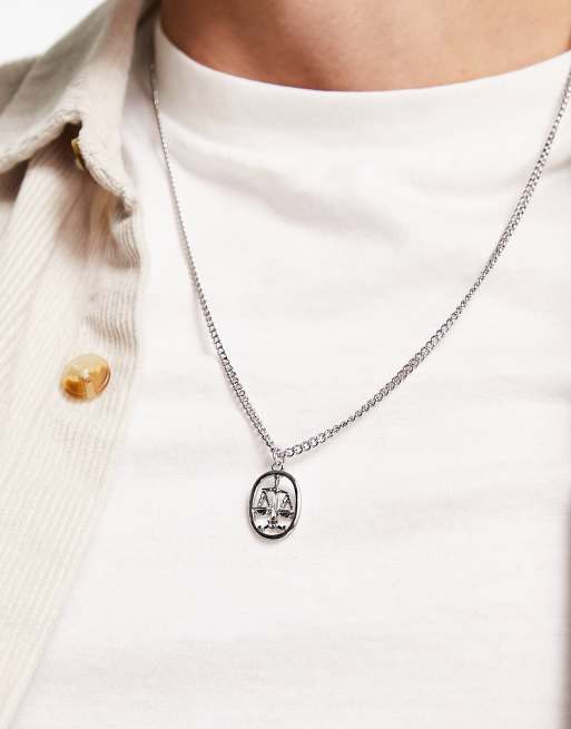 ASOS DESIGN - Sølvfarvet halskæde med ovalt vedhæng af Justitia-vægte, 4 af 4