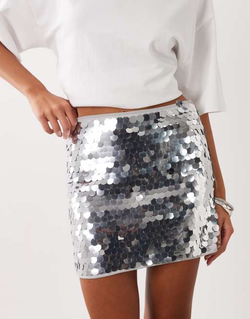 ASOS DESIGN - Sølvfarvet mininederdel med store pailletter, 2 af 5