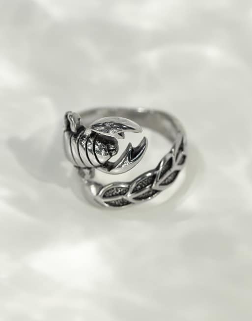 ASOS DESIGN - Sølvfarvet poleret spiralring i vandfast rustfrit stål med skorpiondesign