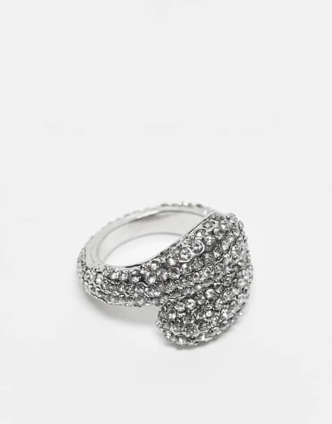 ASOS DESIGN - Sølvfarvet ring med omkringgående design og små og imiterede krystaludsmykninger - view 1