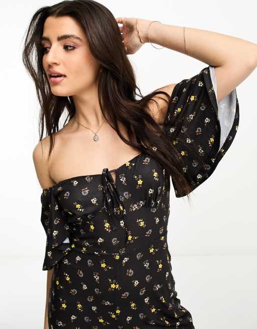 ASOS DESIGN – Småblommig jumpsuit i jersey med utsvängda ben och utställda ärmar, 4 av 4