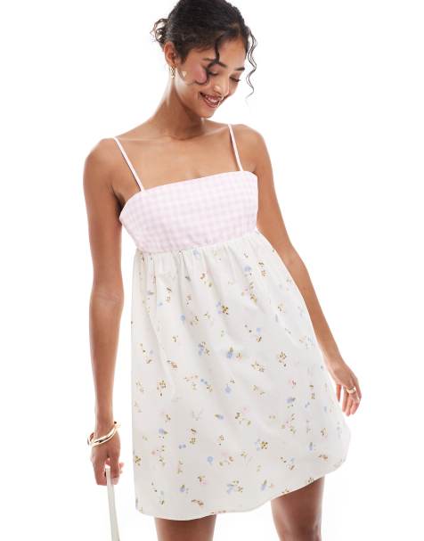 ASOS DESIGN – Småblommig, panelsydd miniklänning i poplin - view 1