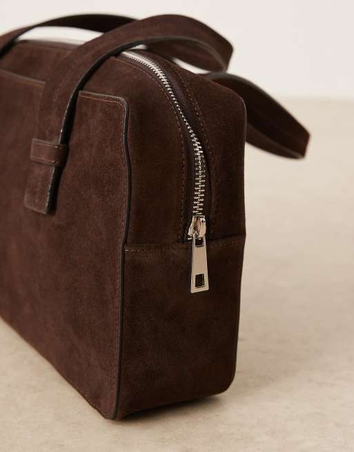 ASOS DESIGN - Smal chokoladebrun bowlertaske i ruskind, 2 af 4