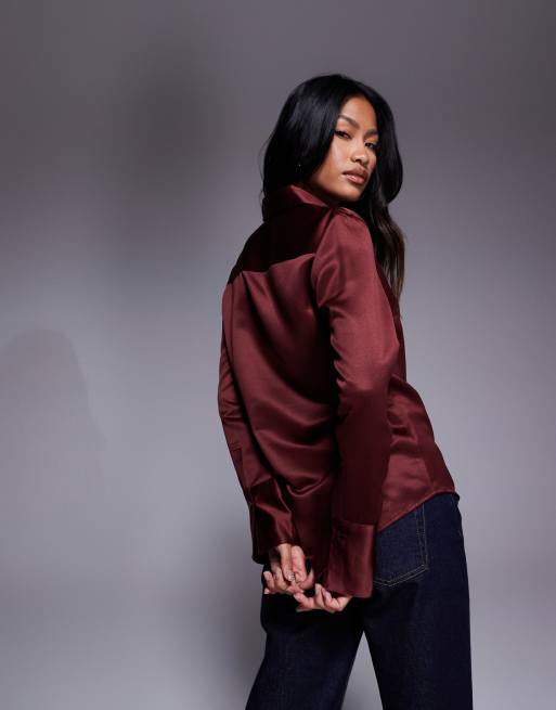 ASOS DESIGN - Smal getailleerd overhemd van satijn in bordeauxrood, 2 van 4