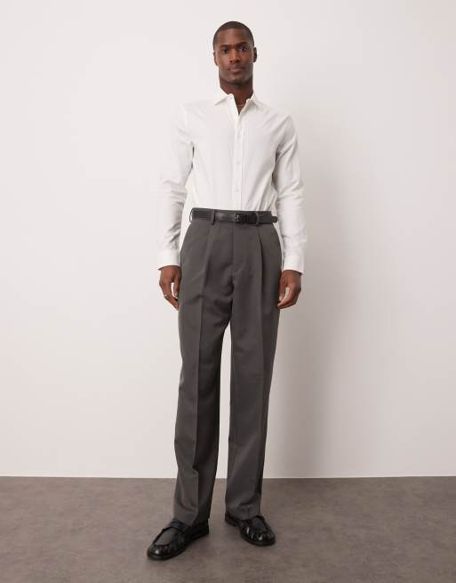 ASOS DESIGN - Smal, strygelet skjorte med cutaway-krave i hvid, 3 af 4