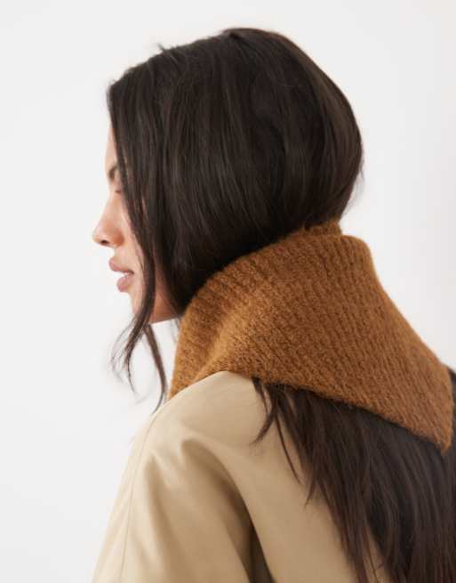 ASOS DESIGN small rib triangle in tabacco, 2 of 3