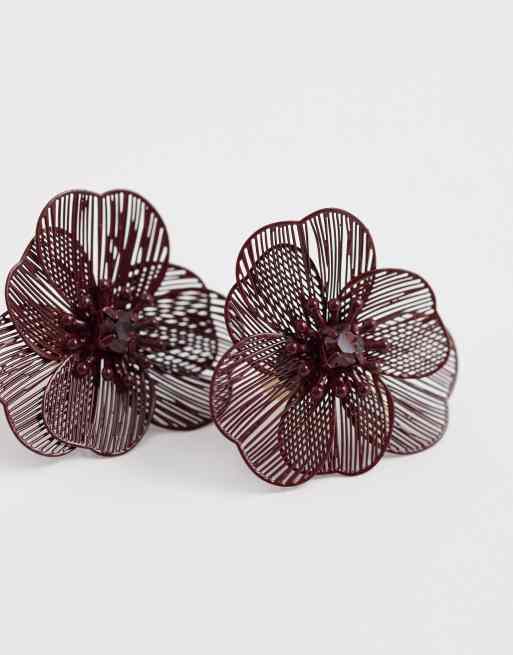 ASOS DESIGN small stud earrings with mini wire-floral design in Burgundy, 3 of 4