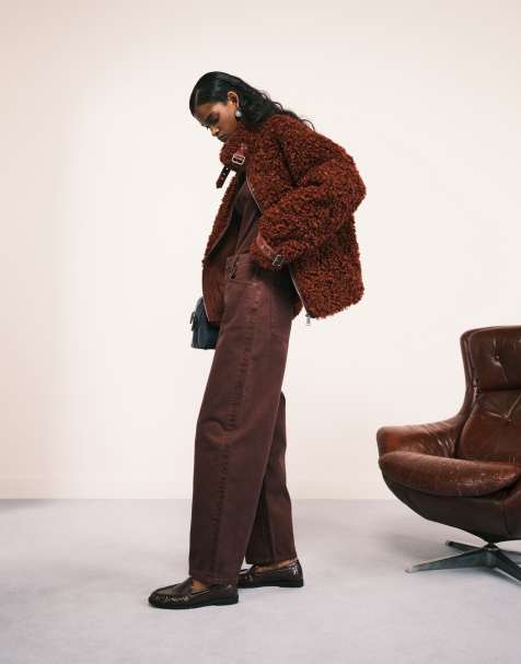 ASOS DESIGN - Smalle barrel jeans in bordeauxrood - view 1