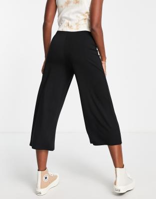 ASOS DESIGN - Smalle culotte-broek in zwart | ASOS