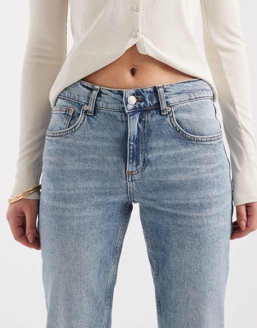 ASOS DESIGN - Smalle flare-jeans met lage taille in lichte tint, 4 van 5