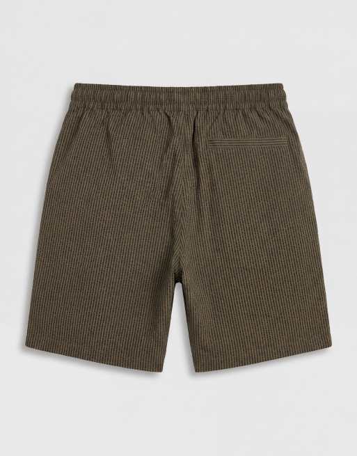ASOS DESIGN - Smalle halflange short van seersuckerstof met elastische taille in kaki, 7 van 7