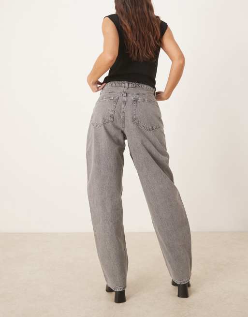 ASOS DESIGN - Smalle jeans met ballonpijpen in grijs , 2 van 5