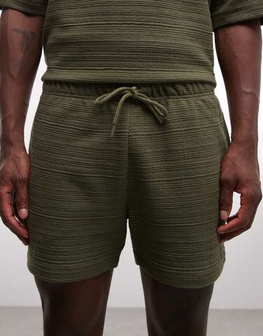ASOS DESIGN - Smalle jersey shorts met crosshatch-textuur in olijfgroen, 4 van 5