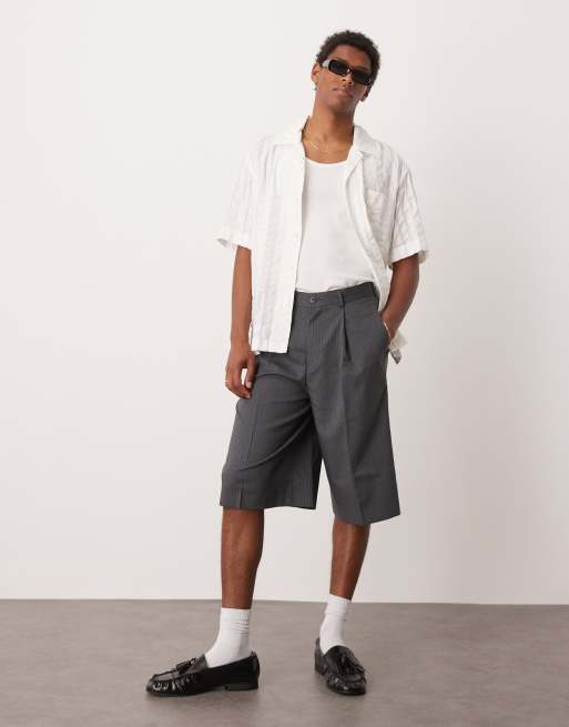 ASOS DESIGN smart awkward length shorts with front pleat in charcoal ...